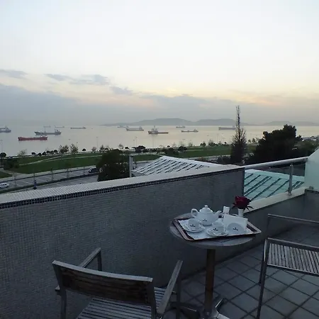 Kndf Marine Hotel